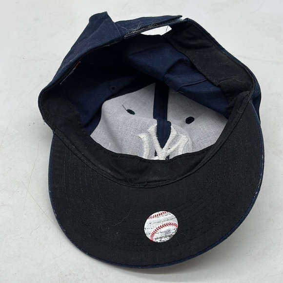 New York Yankees Navy White Adjustable Baseball Hat Cap MLB HT3295A - Picture 5 of 6